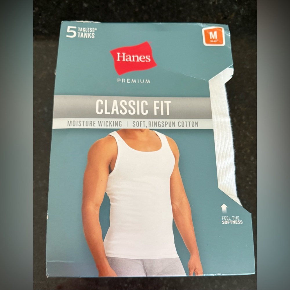 5 Pack Hanes Men’s Tagless Cotton Tanks Size M 38-40 Premium Classic Fit Tops